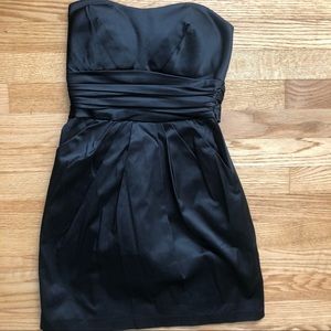 Short black strapless dress